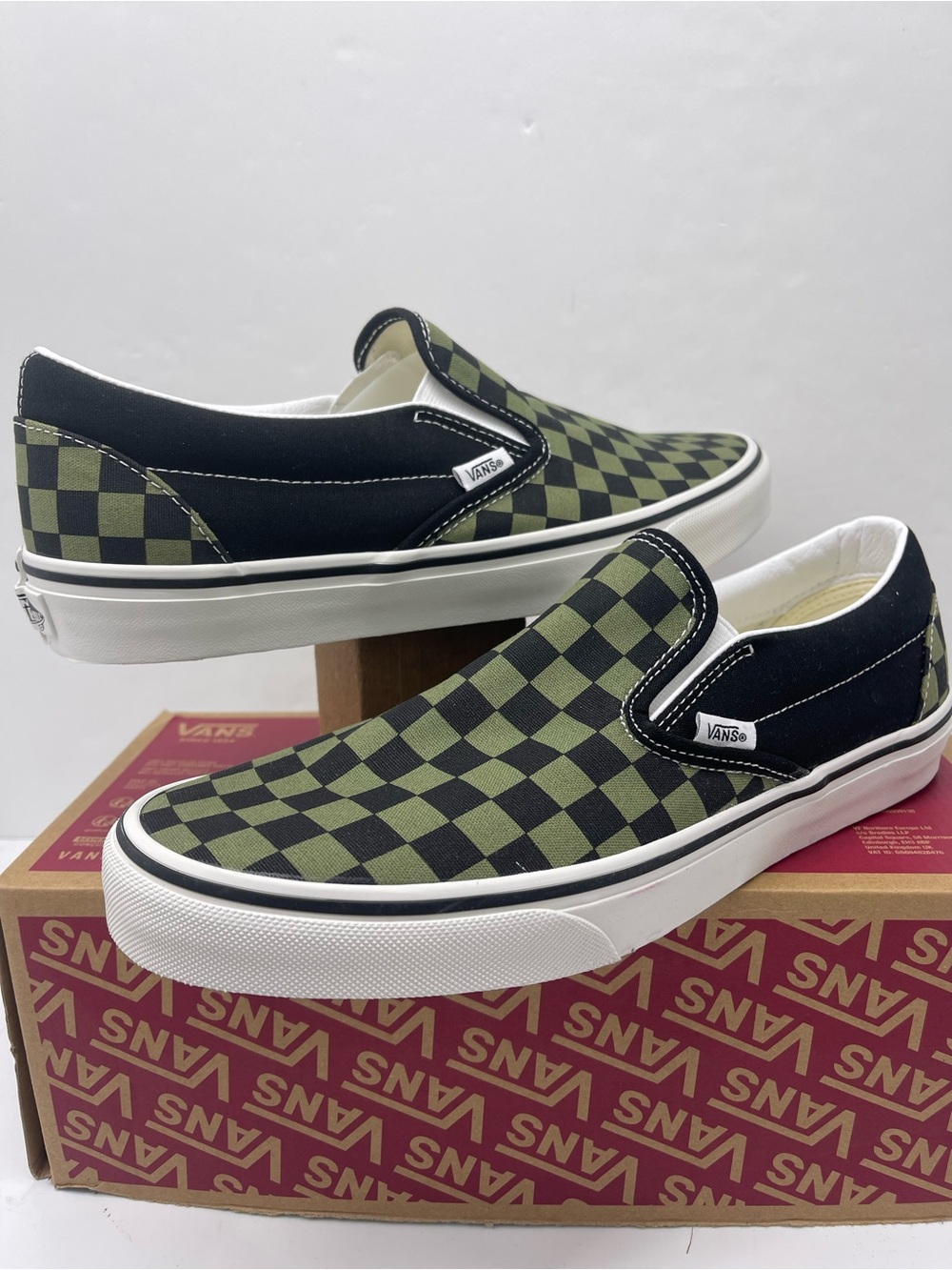 Vans Men’s Sz 10 Classic Slip-On Pop Check Loden Green
VN000D6BZBF Sneakers - Picture 7 of 16